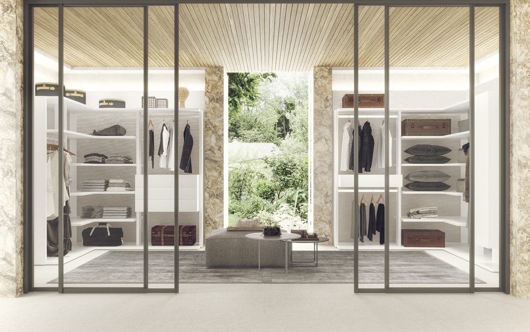 Vestidor con los marcos de las puertas de aluminio