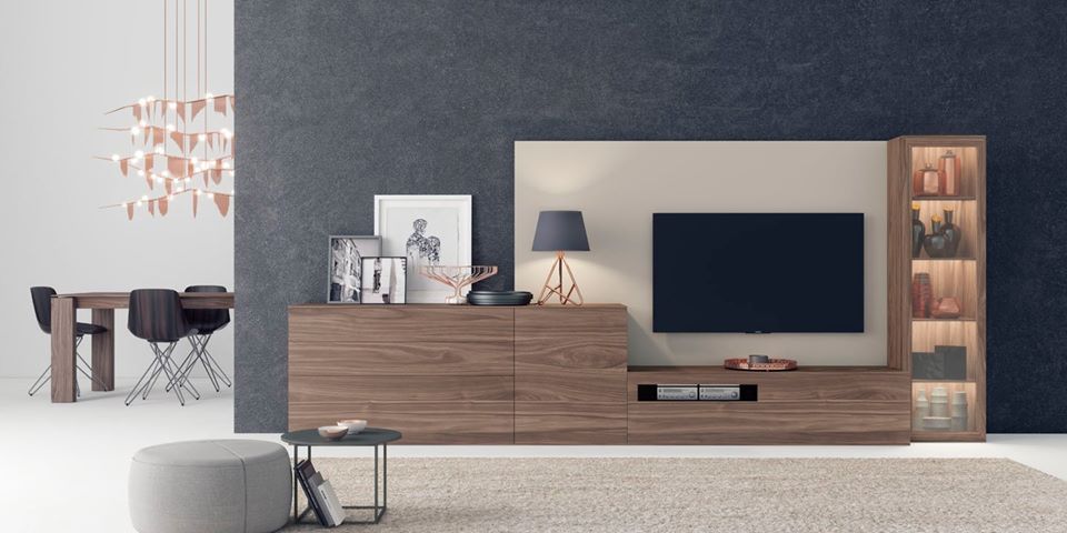 Mueble bajo de madera comedor